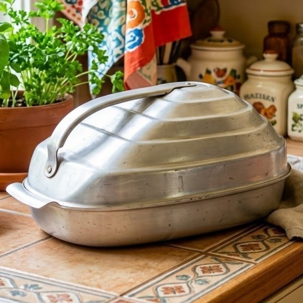 Vintage Aluminum Roaster Pan with Domed Beehive Lid Large Oval Turkey Roaster